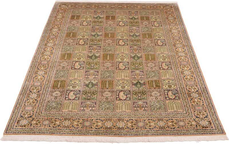 Kashmir Oriental Rug 183 × 274 cm, Silk, hand-knotted — view 2