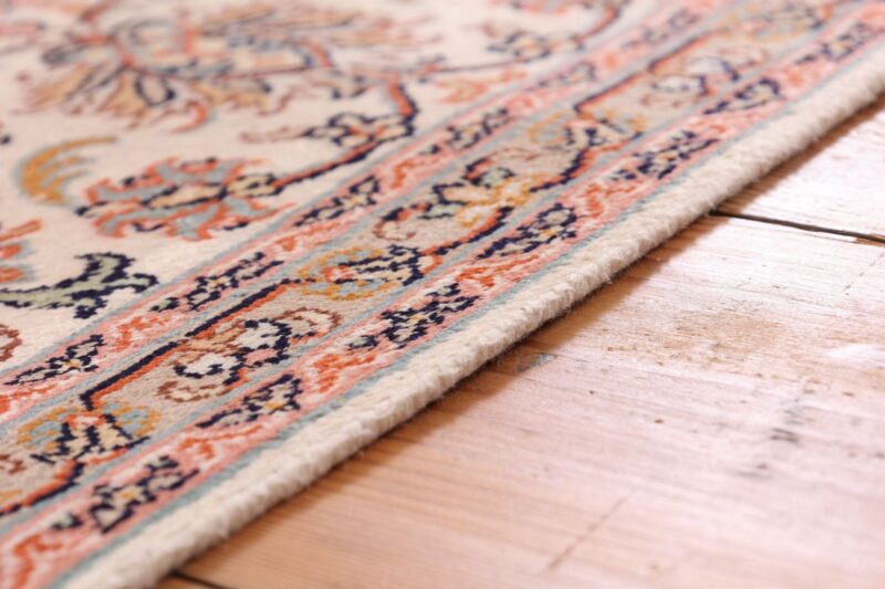 Kashmir Oriental Rug 183 × 277 cm, Silk, hand-knotted, patina — view 6