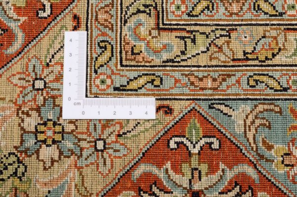 Kashmir Oriental Rug 184 × 277 cm, Silk, hand-knotted — view 3