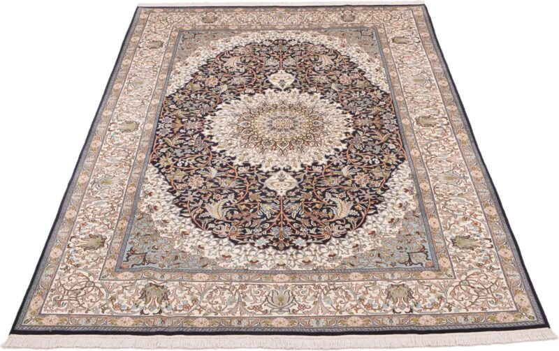 Kashmir Oriental Rug 184 × 280 cm, Silk, hand-knotted, pastel — view 2