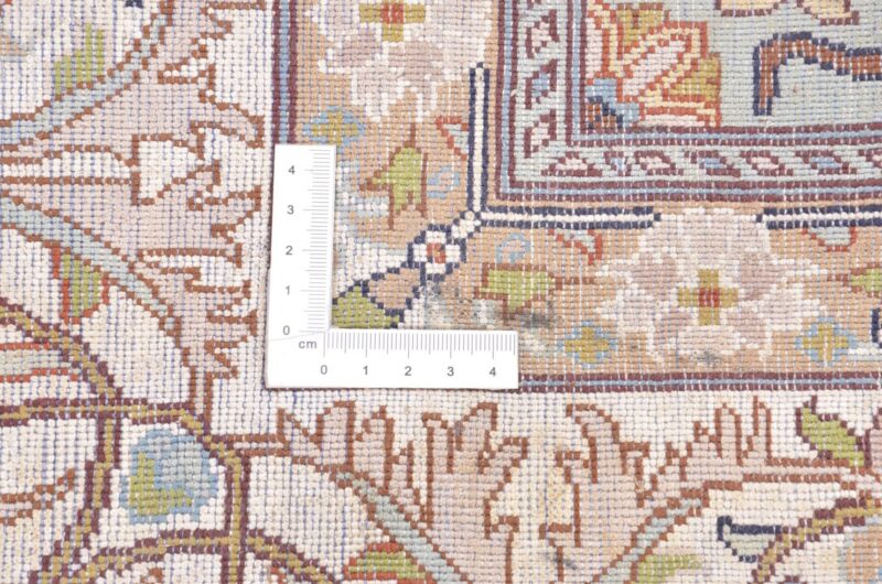 Kashmir Oriental Rug 184 × 280 cm, Silk, hand-knotted, pastel — view 3
