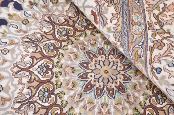 Kashmir Oriental Rug 184 × 280 cm, Silk, hand-knotted, pastel — view 4