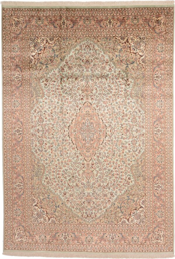Kashmir Oriental Rug 185 × 266 cm, Silk, hand-knotted Kashmir Oriental Rug 185 × 266 cm, Silk, hand-knotted