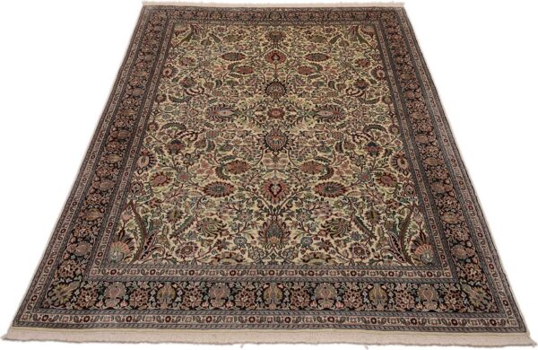Kashmir Oriental Rug 185 × 271 cm, Silk, hand-knotted — view 2