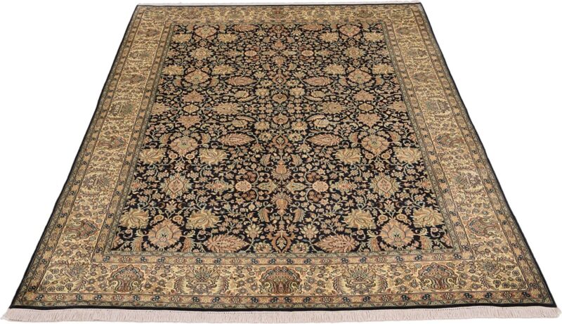 Kashmir Oriental Rug 185 × 278 cm, Silk, hand-knotted — view 2
