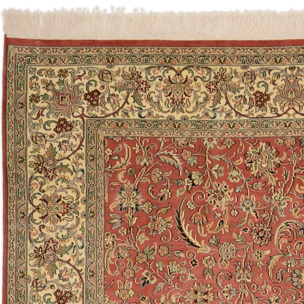 Kashmir Oriental Rug 185 × 279 cm, Silk, hand-knotted — view 6 Kashmir Oriental Rug 185 × 279 cm, Silk, hand-knotted — view 6