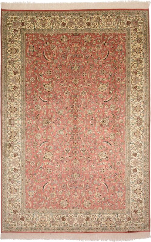 Kashmir Oriental Rug 185 × 279 cm, Silk, hand-knotted Kashmir Oriental Rug 185 × 279 cm, Silk, hand-knotted