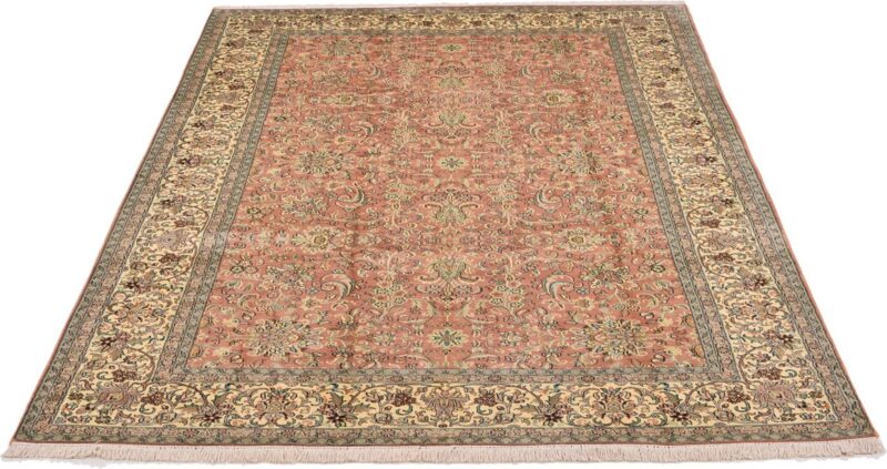 Kashmir Oriental Rug 186 × 274 cm, Silk, hand-knotted — view 2 Kashmir Oriental Rug 186 × 274 cm, Silk, hand-knotted — view 2