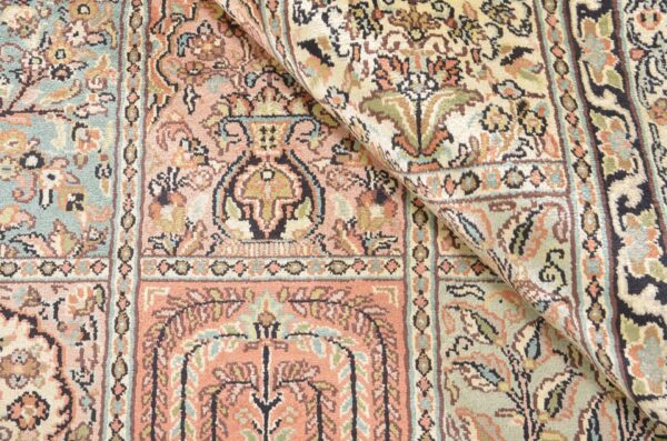 Kashmir Oriental Rug 187 × 253 cm, Silk, hand-knotted — view 4