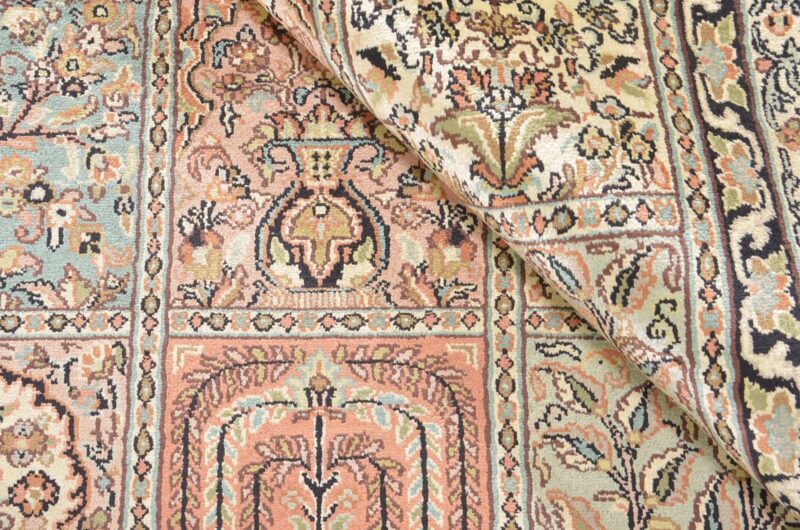 Kashmir Oriental Rug 187 × 253 cm, Silk, hand-knotted — view 4