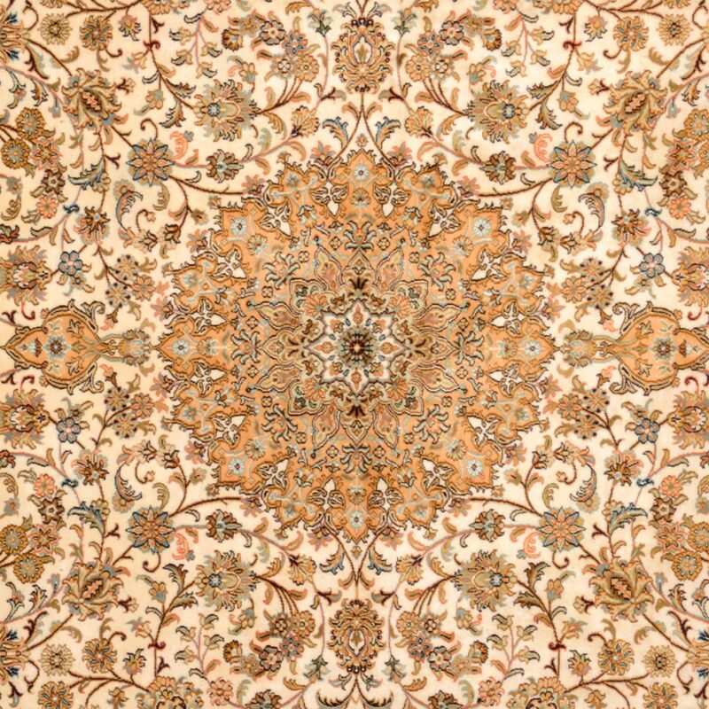 Kashmir Oriental Rug 188 × 279 cm, Silk, hand-knotted — view 4