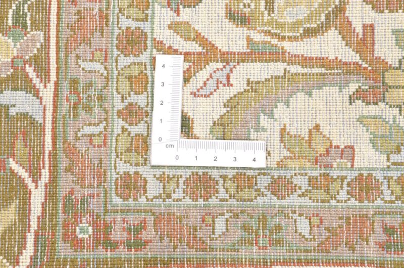 Kashmir Oriental Rug 189 × 269 cm, Silk, hand-knotted, pastel — view 3