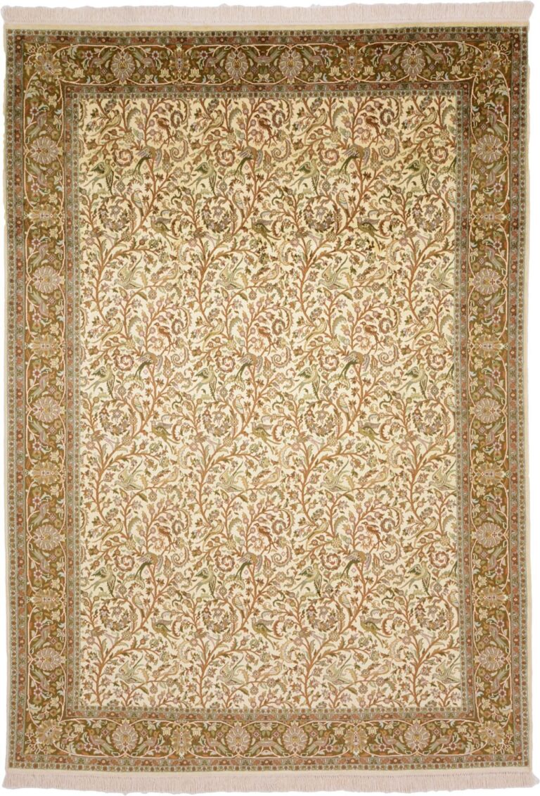 Kashmir Oriental Rug 189 × 269 cm, Silk, hand-knotted, pastel