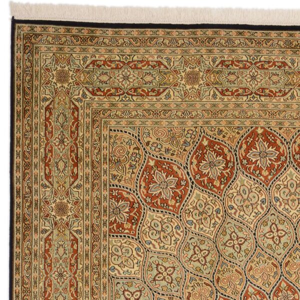 Kashmir Oriental Rug 189 × 278 cm, Silk, hand-knotted — view 6 Kashmir Oriental Rug 189 × 278 cm, Silk, hand-knotted — view 6
