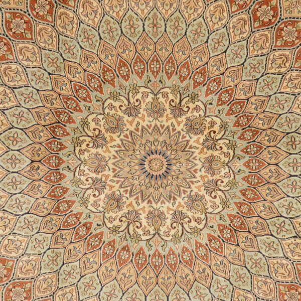 Kashmir Oriental Rug 189 × 278 cm, Silk, hand-knotted — view 5 Kashmir Oriental Rug 189 × 278 cm, Silk, hand-knotted — view 5