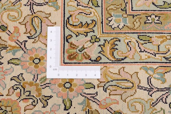 Kashmir Oriental Rug 190 × 274 cm, Silk, hand-knotted — view 3