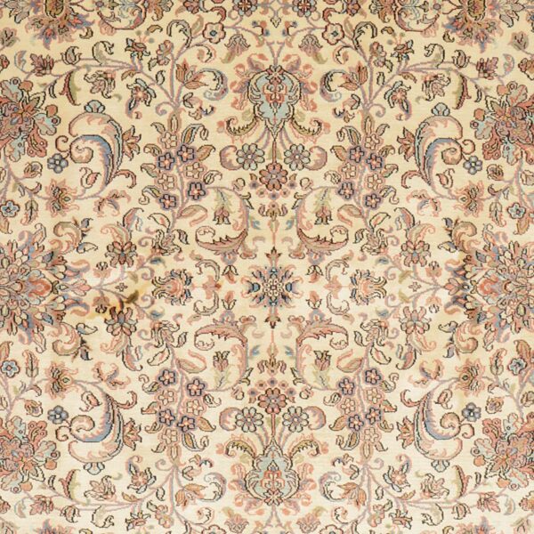 Kashmir Oriental Rug 190 × 279 cm, Silk, hand-knotted — view 5
