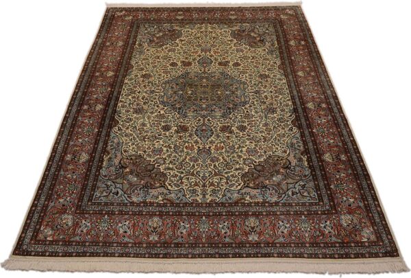 Kashmir Oriental Rug 190 × 283 cm, Silk, hand-knotted — view 2