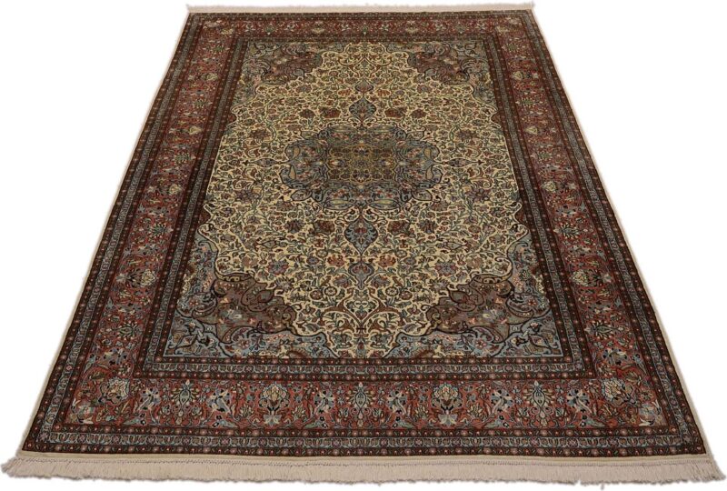 Kashmir Oriental Rug 190 × 283 cm, Silk, hand-knotted — view 2