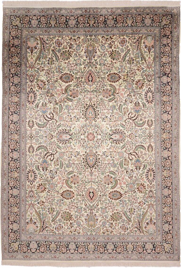 Kashmir Oriental Rug 192 × 271 cm, Silk, hand-knotted, pastel