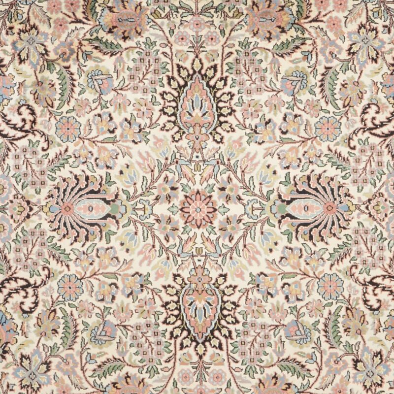 Kashmir Oriental Rug 192 × 271 cm, Silk, hand-knotted, pastel — view 5 Kashmir Oriental Rug 192 × 271 cm, Silk, hand-knotted, pastel — view 5