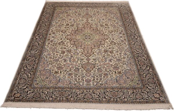 Kashmir Oriental Rug 192 × 284 cm, Silk, hand-knotted — view 2