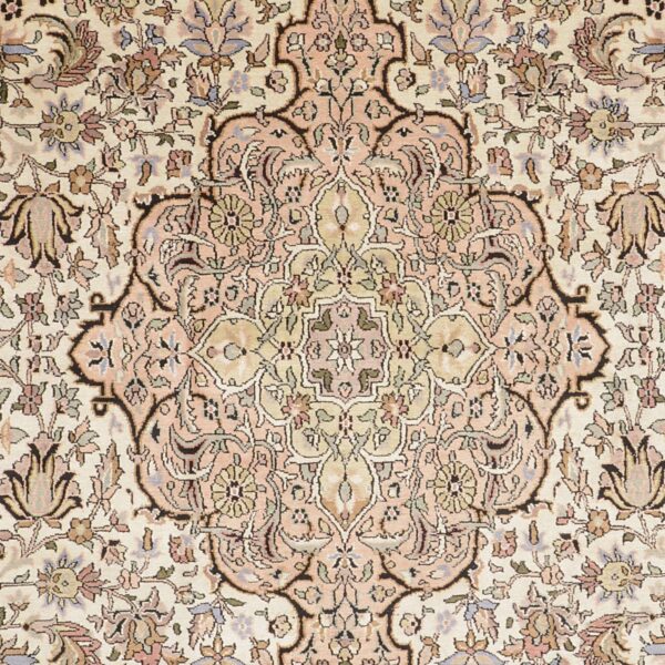 Kashmir Oriental Rug 192 × 284 cm, Silk, hand-knotted — view 5