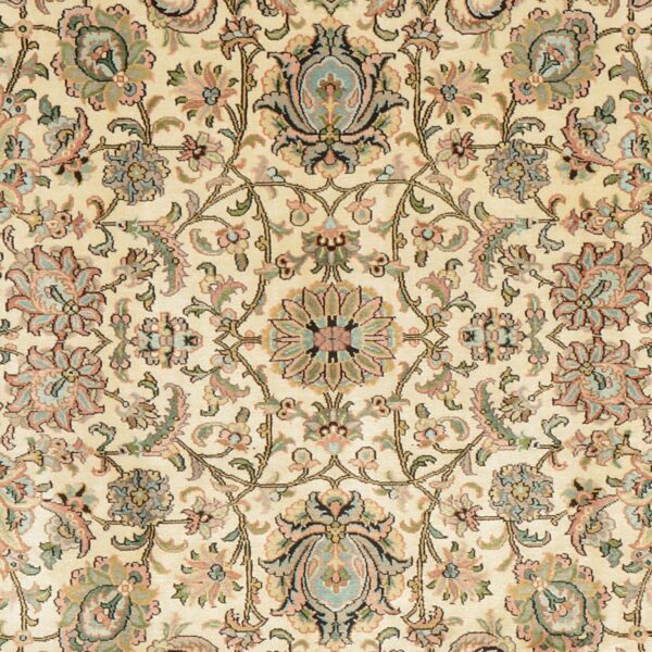 Kashmir Oriental Rug 193 × 281 cm, Silk, hand-knotted, Indian — view 4