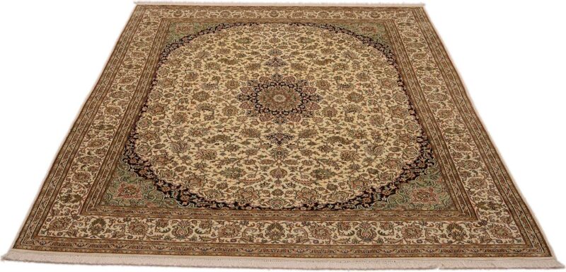 Kashmir Oriental Rug 198 × 260 cm, Silk, hand-knotted, luxury — view 2