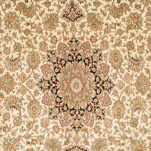 Kashmir Oriental Rug 198 × 260 cm, Silk, hand-knotted, luxury — view 4