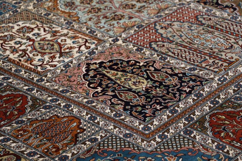 Kashmir Oriental Rug 201 × 295 cm, Silk, hand-knotted — view 5