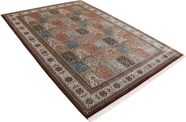 Kashmir Oriental Rug 203 × 296 cm, Silk, hand-knotted — view 4 Kashmir Oriental Rug 203 × 296 cm, Silk, hand-knotted — view 4