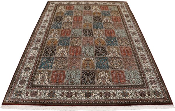 Kashmir Oriental Rug 203 × 296 cm, Silk, hand-knotted — view 7 Kashmir Oriental Rug 203 × 296 cm, Silk, hand-knotted — view 7