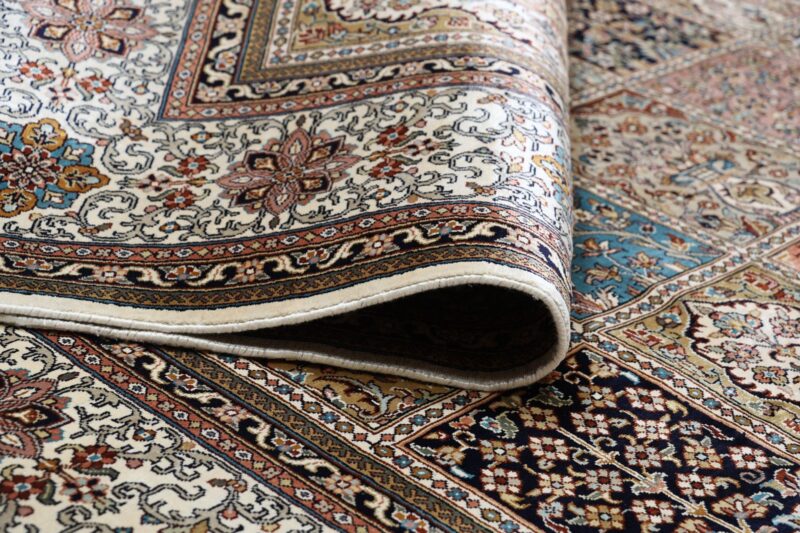 Kashmir Oriental Rug 204 × 296 cm, Silk, hand-knotted, Persian — view 10