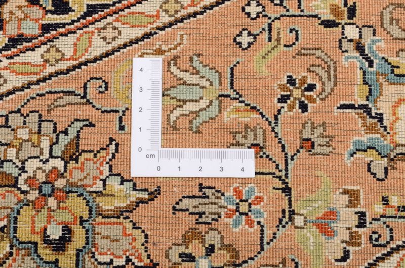 Kashmir Oriental Rug 210 × 211 cm, Silk, hand-knotted — view 3