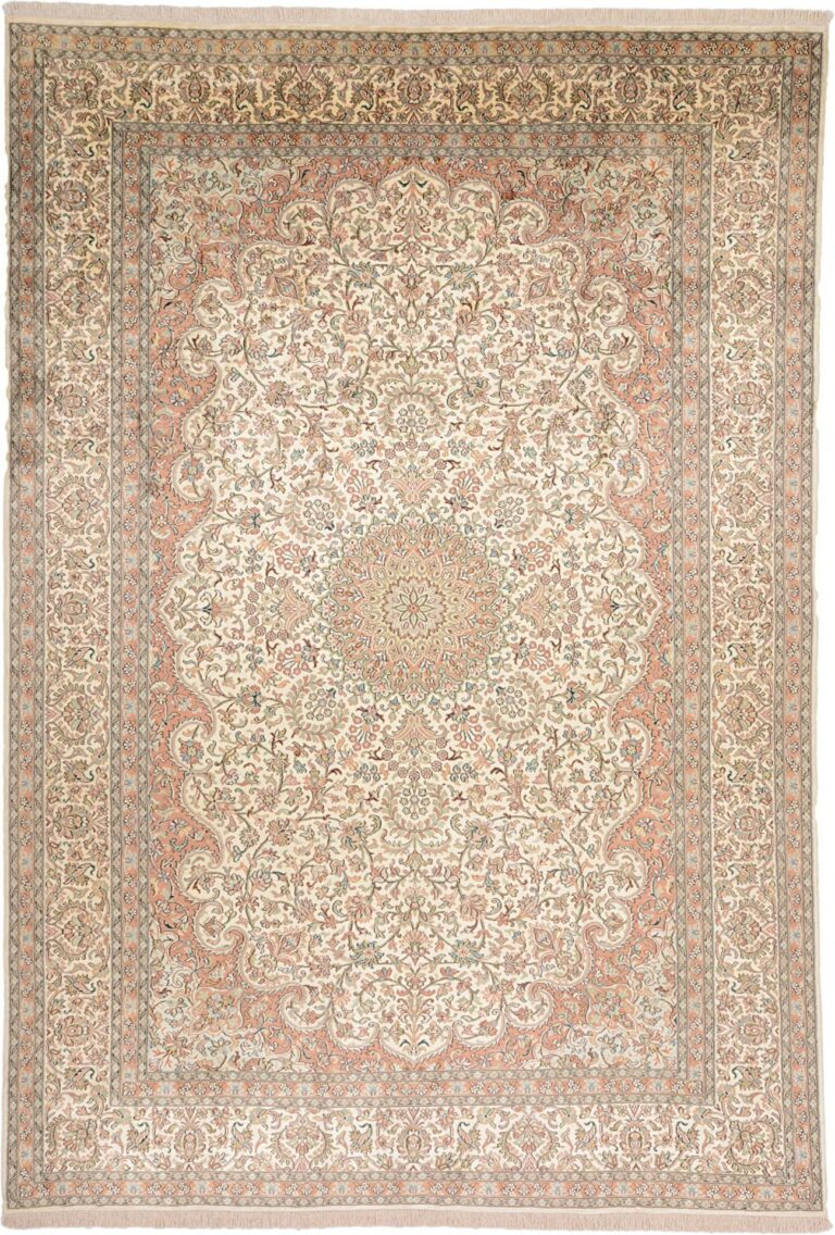 Kashmir Oriental Rug 212 × 307 cm, Silk, hand-knotted