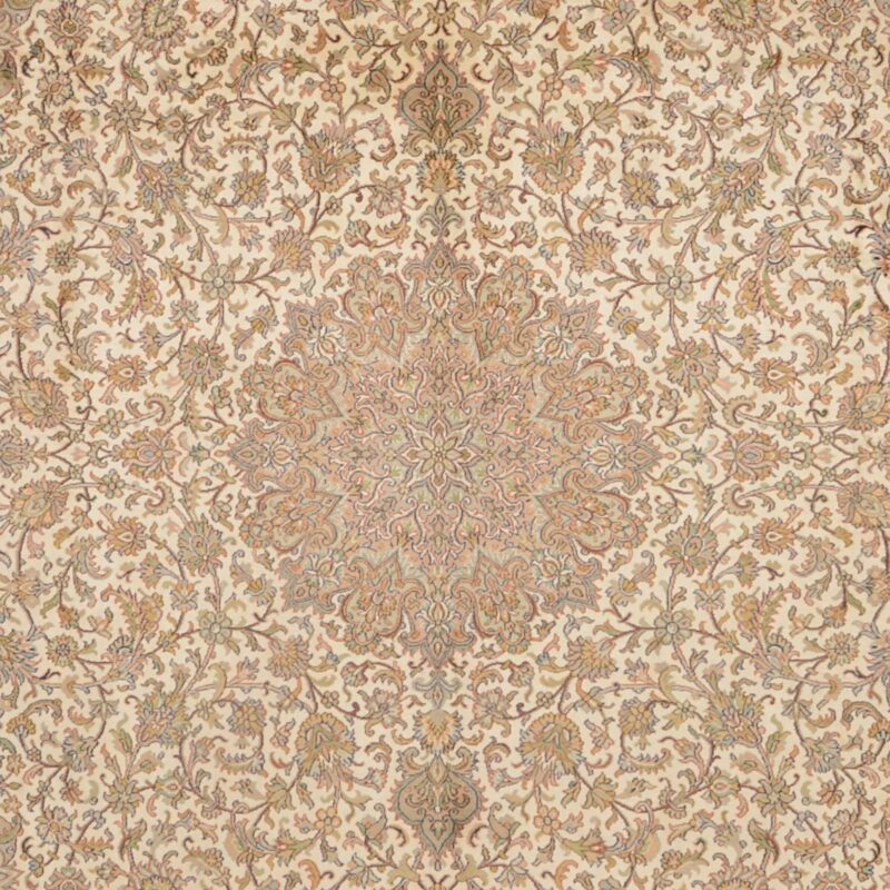 Kashmir Oriental Rug 213 × 310 cm, Silk, White/Beige, hand-knotted — view 5