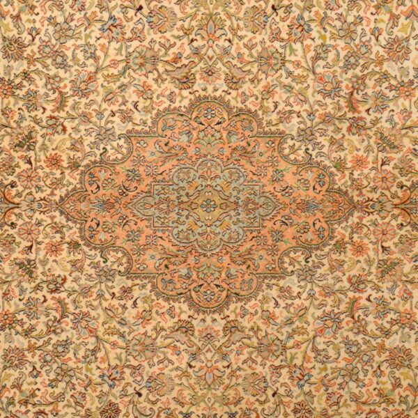 Kashmir Oriental Rug 213 × 310 cm, Silk, White/Beige, hand-knotted — view 4