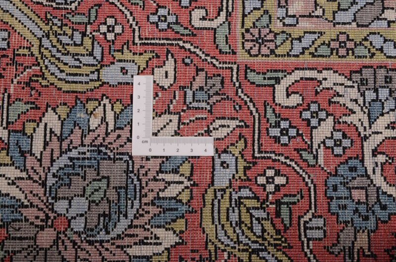 Kashmir Oriental Rug 214 × 316 cm, Silk, hand-knotted — view 3 Kashmir Oriental Rug 214 × 316 cm, Silk, hand-knotted — view 3