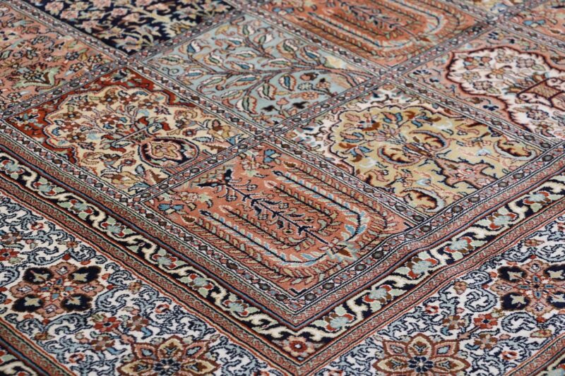 Kashmir Oriental Rug 215 × 296 cm, Silk, hand-knotted — view 5