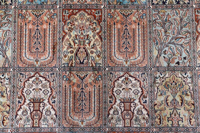 Kashmir Oriental Rug 215 × 296 cm, Silk, hand-knotted — view 9