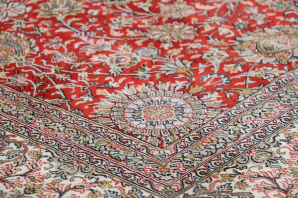 Kashmir Oriental Rug 216 × 310 cm, Silk, hand-knotted, refined — view 5