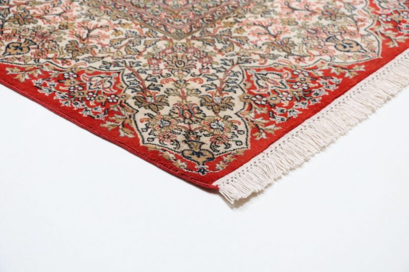 Kashmir Oriental Rug 216 × 310 cm, Silk, hand-knotted, refined — view 6