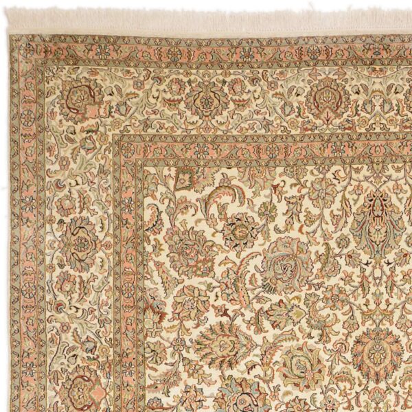 Kashmir Oriental Rug 219 × 314 cm, Silk, hand-knotted — view 5
