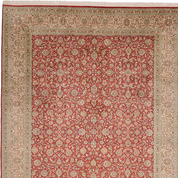 Kashmir Oriental Rug 220 × 305 cm, Silk, hand-knotted, refined — view 7 Kashmir Oriental Rug 220 × 305 cm, Silk, hand-knotted, refined — view 7