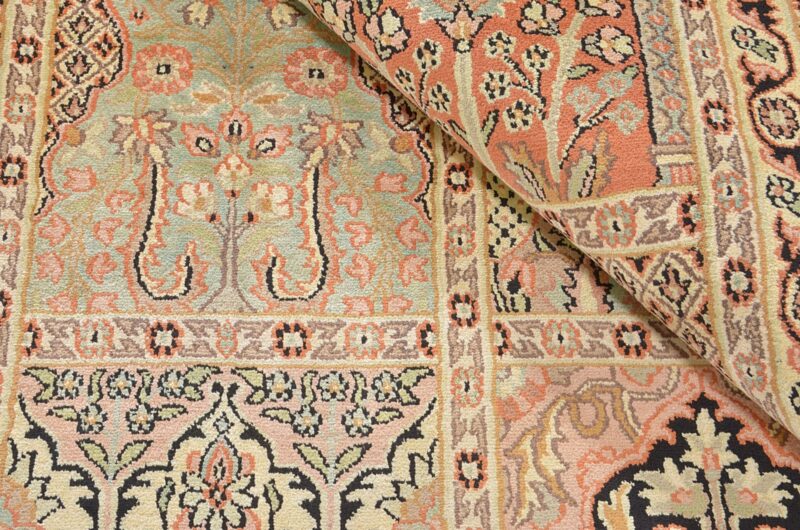 Kashmir Oriental Rug 222 × 307 cm, Silk, hand-knotted — view 5 Kashmir Oriental Rug 222 × 307 cm, Silk, hand-knotted — view 5
