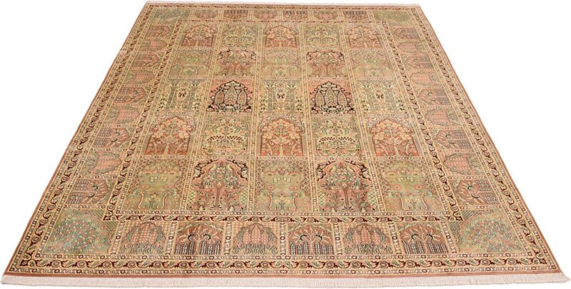 Kashmir Oriental Rug 222 × 307 cm, Silk, hand-knotted — view 2 Kashmir Oriental Rug 222 × 307 cm, Silk, hand-knotted — view 2