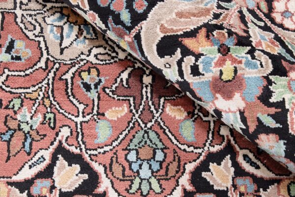 Kashmir Oriental Rug 237 × 239 cm, Silk, hand-knotted — view 4