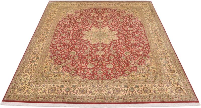 Kashmir Oriental Rug 244 × 304 cm, Silk, hand-knotted — view 2