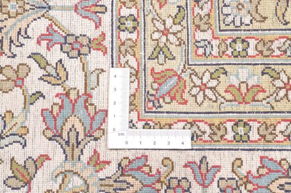 Kashmir Oriental Rug 244 × 304 cm, Silk, hand-knotted — view 3